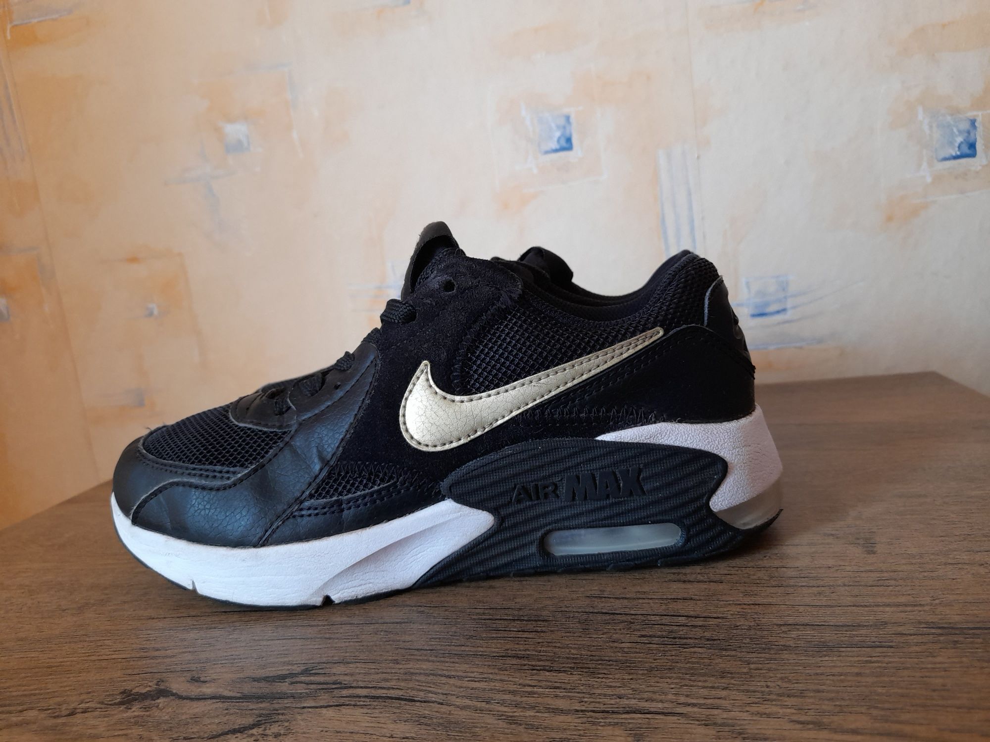 Nike Air max маратонки 35 номер.