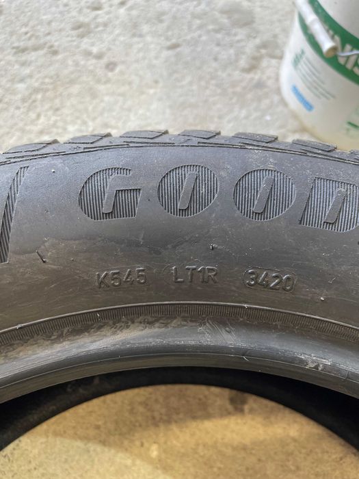 4бр Goodyear Vector 4Seasons Gen2 XL 107W 235/60 R18 DOT3520