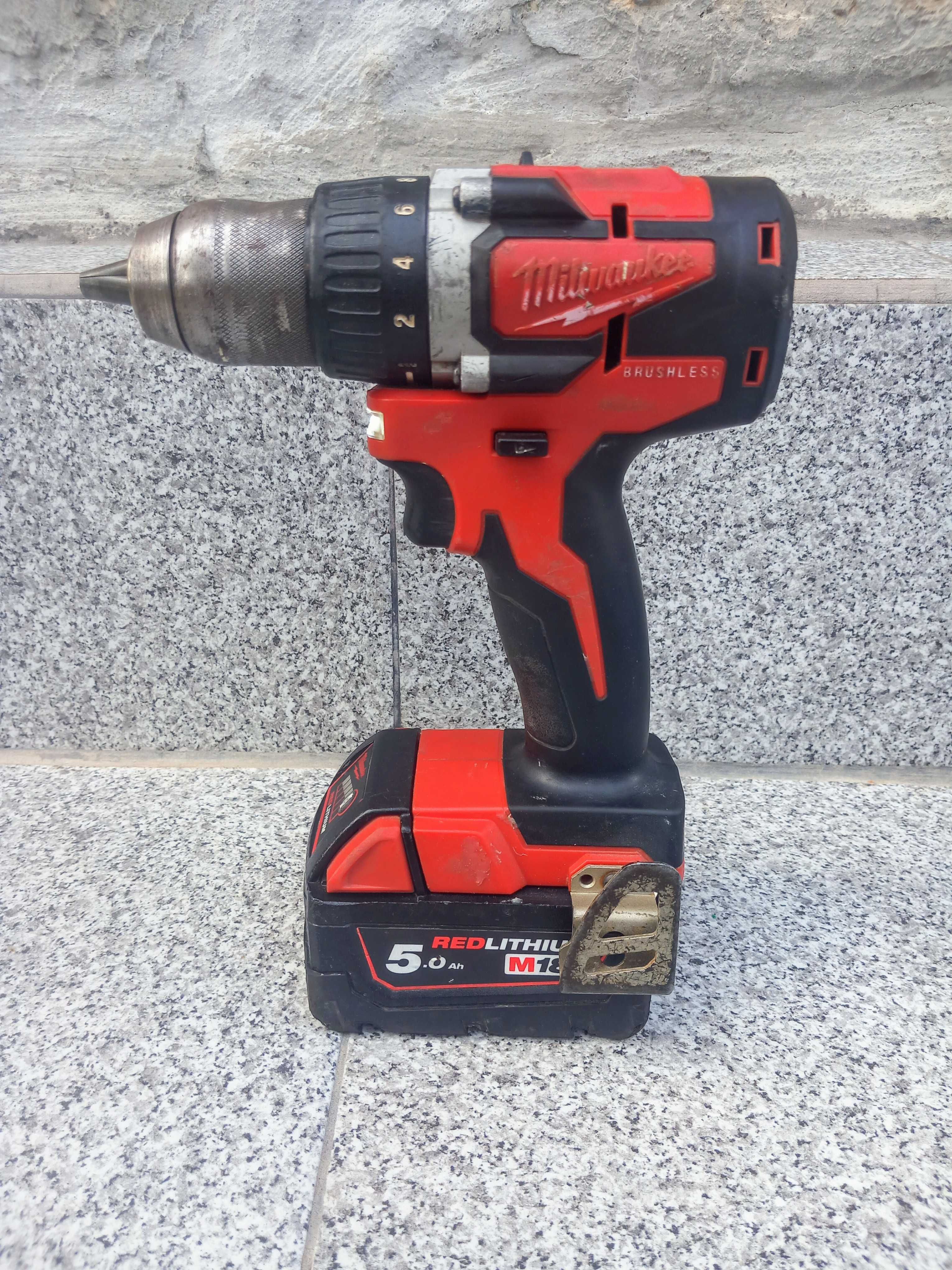 Milwaukee M18 CBLDD Винтоверт