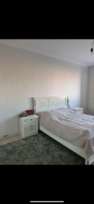 Продается кровать с матрасом