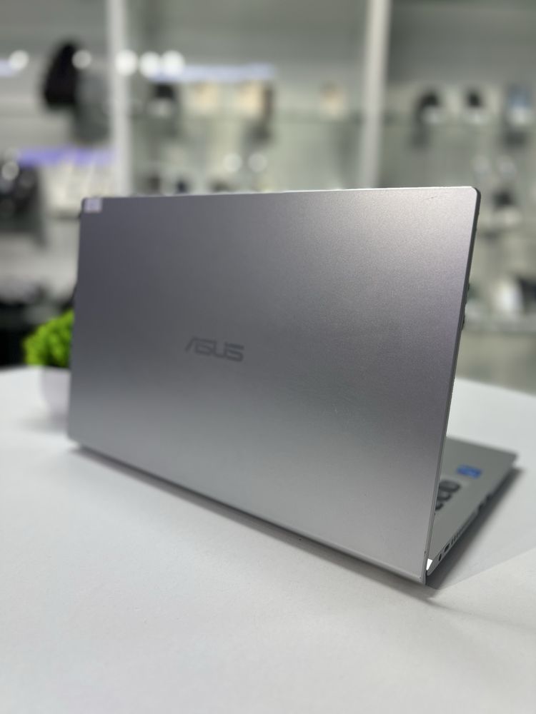 Asus  core i3-11