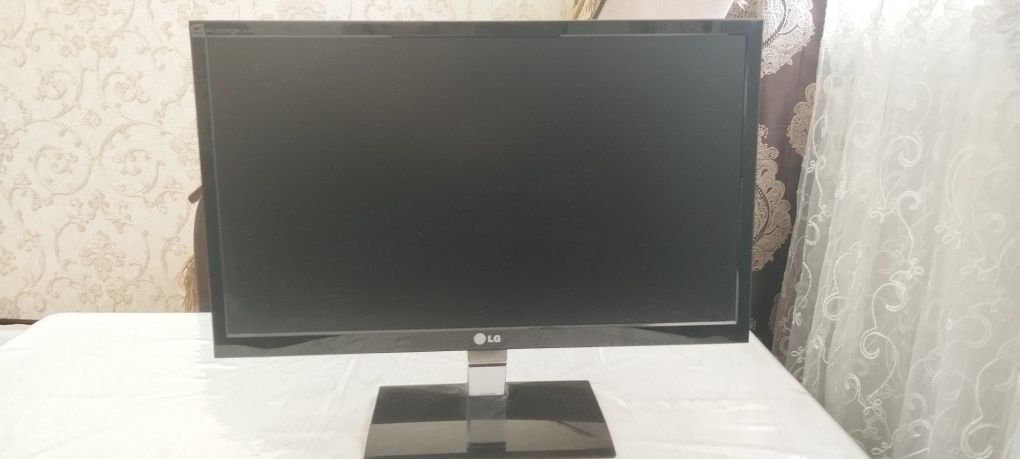 Monitor lg 21.5 full hd
