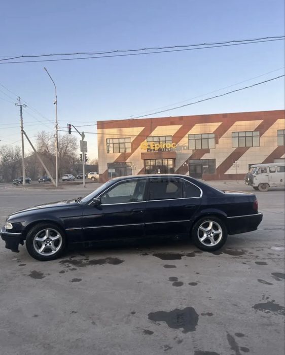 Бмв е 38 продается, обмен нет!