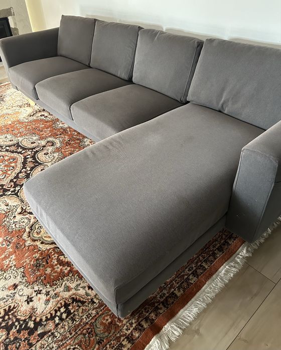 Canapea 4 locuri, cu șezlong