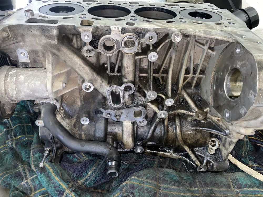 Блок от двигател bmw n47d20c