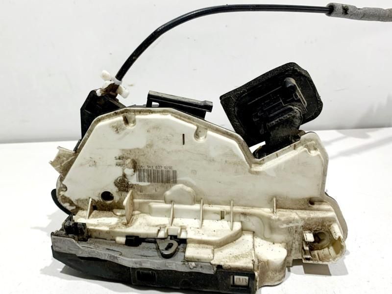 Broasca usa stanga fata Volkswagen Golf 7 (2012-2017) 5K1837015E