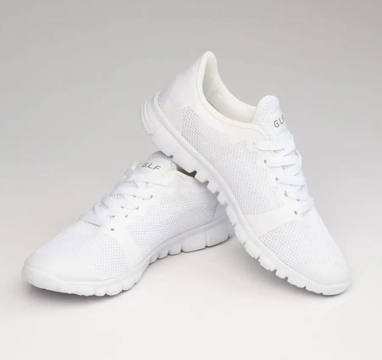 Продам кроссовки