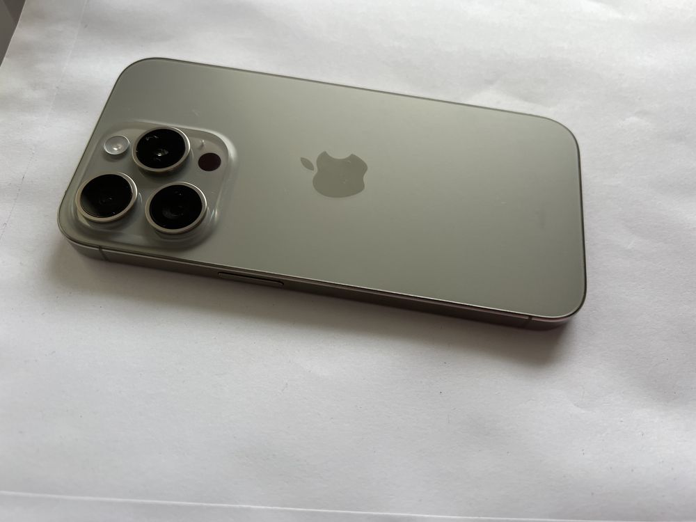 Iphone 15 pro 256gb Natural Titanium Нов