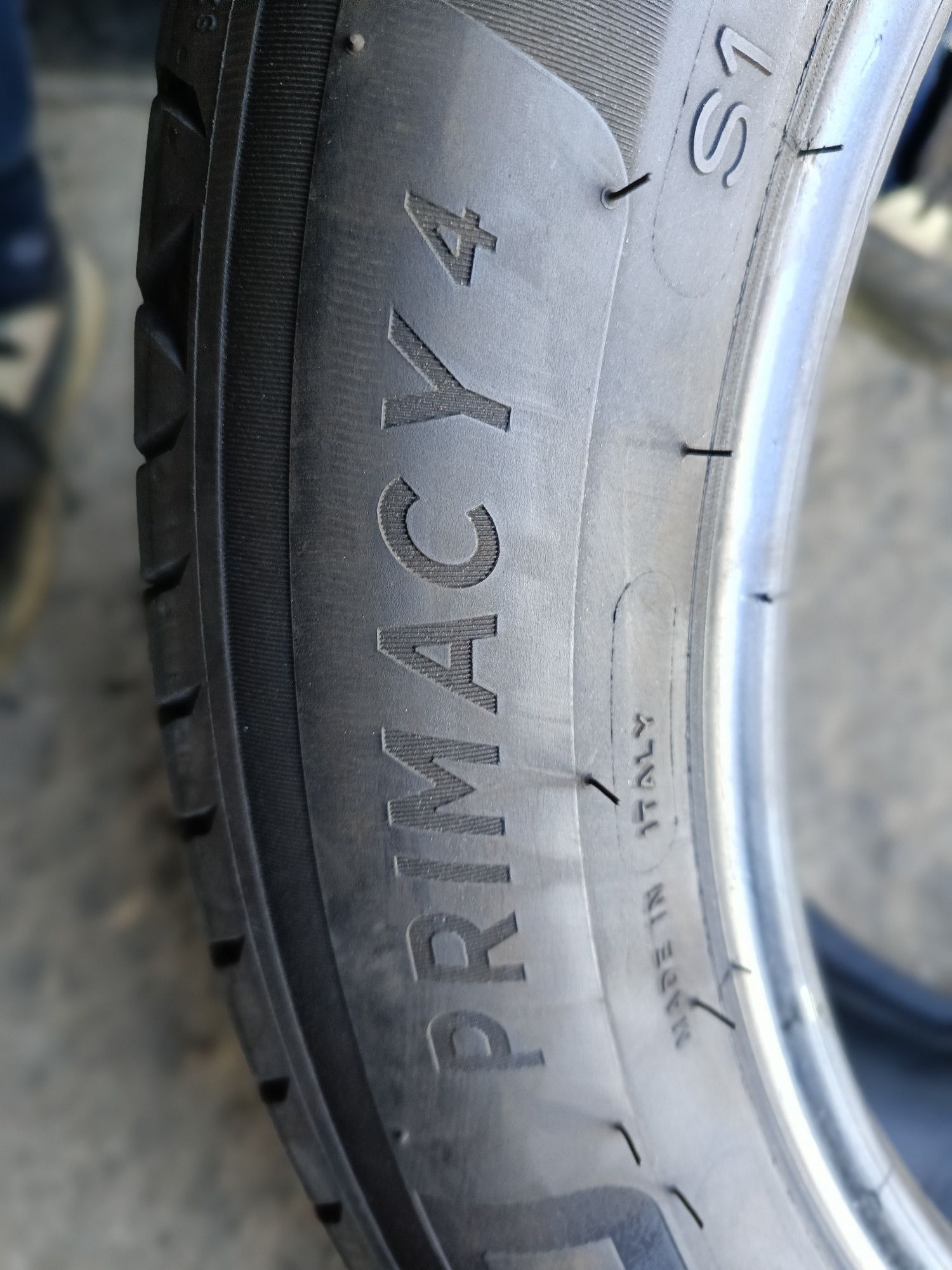 Летни гуми -2021г.-17цола-205/55-1бр.-85лв."MICHELIN"