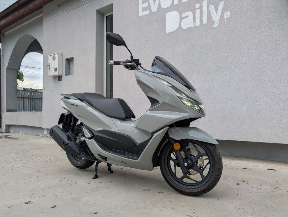 Scuter Honda PCX 125CC