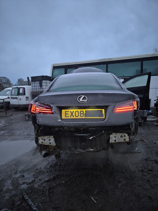 Piese Lexus îs 250 benzina an 2009