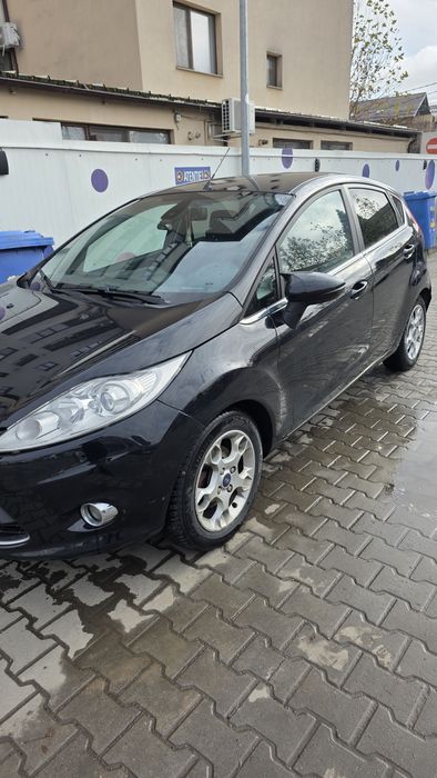 Ford fiesta titanium edition