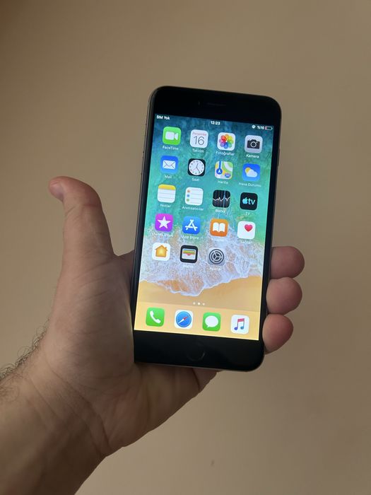 Iphone 6 Plus space gray