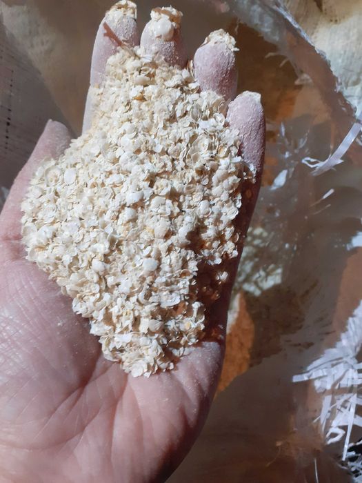Продам гороховую мучку