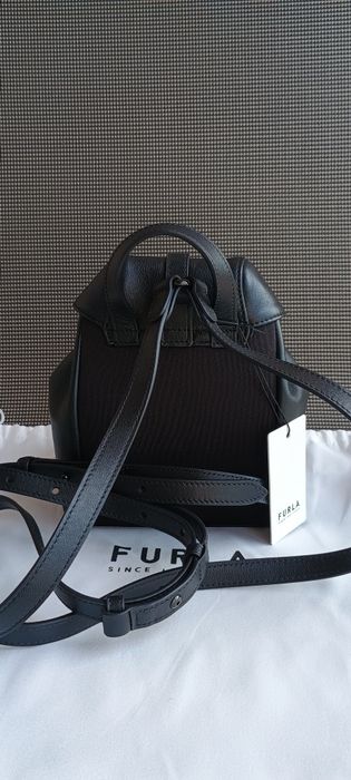 Furla FLOW/MIADIVA оригинални раница/чанта