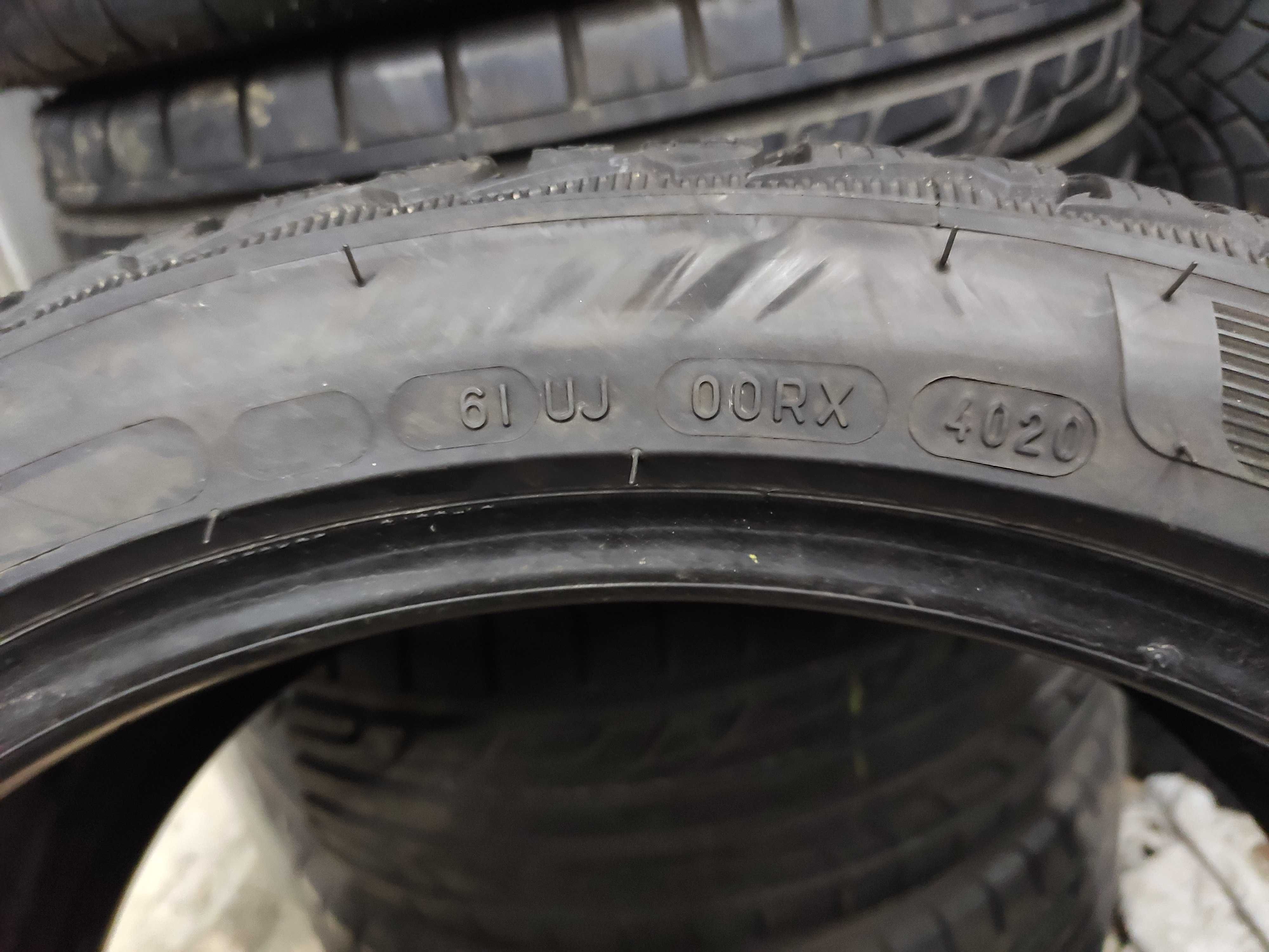 4бр Зимни Гуми 225 40 19 - Michelin