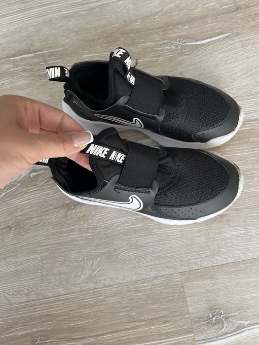 Черни удобни Маратонки Nike 31 номер