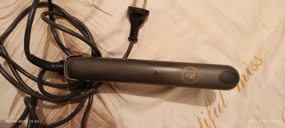 Placa de par și perie îndreptat parul