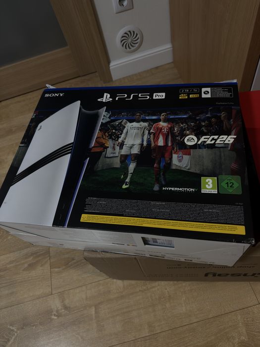 PS5 Pro FC 2026 nou sigilat