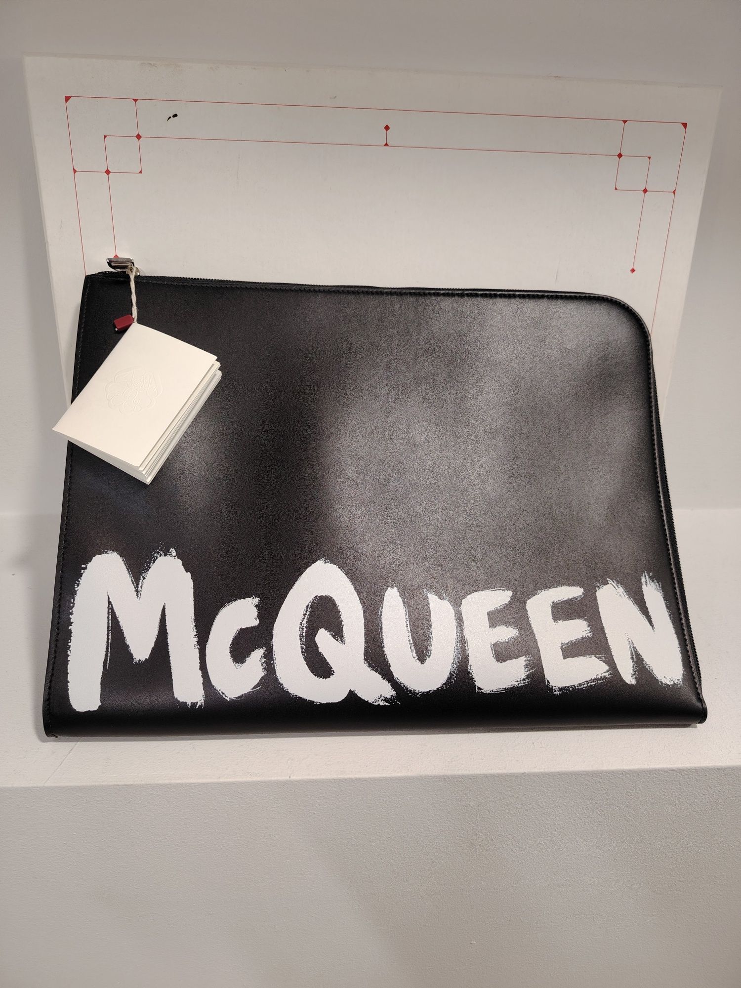 Alexander McQueen чанта