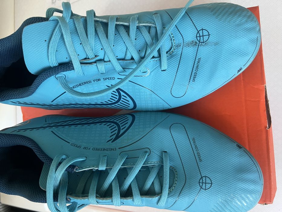 Vand ghete nike cu crampoane fotbal