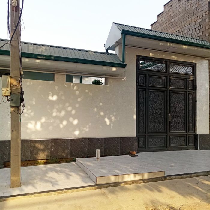 Ешонгузар  Райцентр  Нурхайот туйхонадан 2км кирганда участка сотила