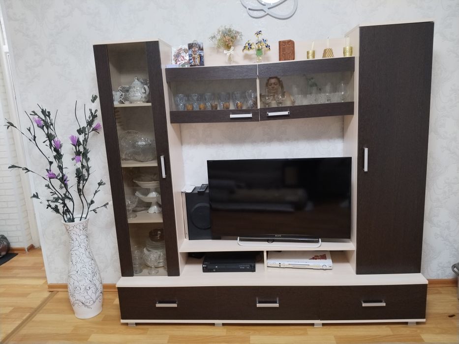 Продаётся мини стенка
