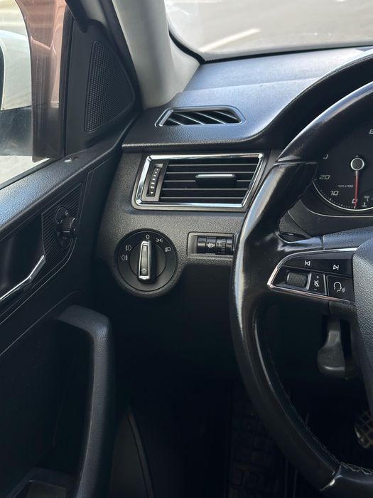 SEAT TOLEDO 1.0 TSI - 2019- 180.000km