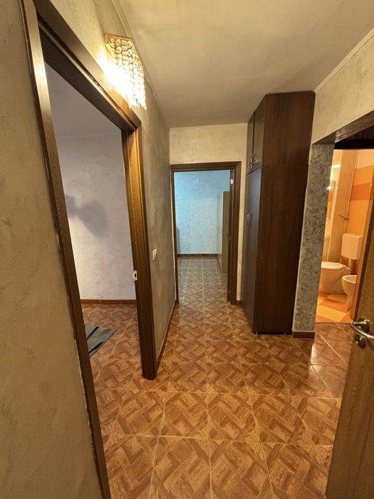 INCHIRIEZ apartament/spatiu comercial cu 3 camere in Focsani
