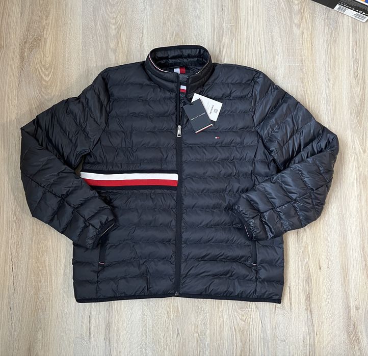 Tommy Hilfiger мъжко яке с пера ново с етикет