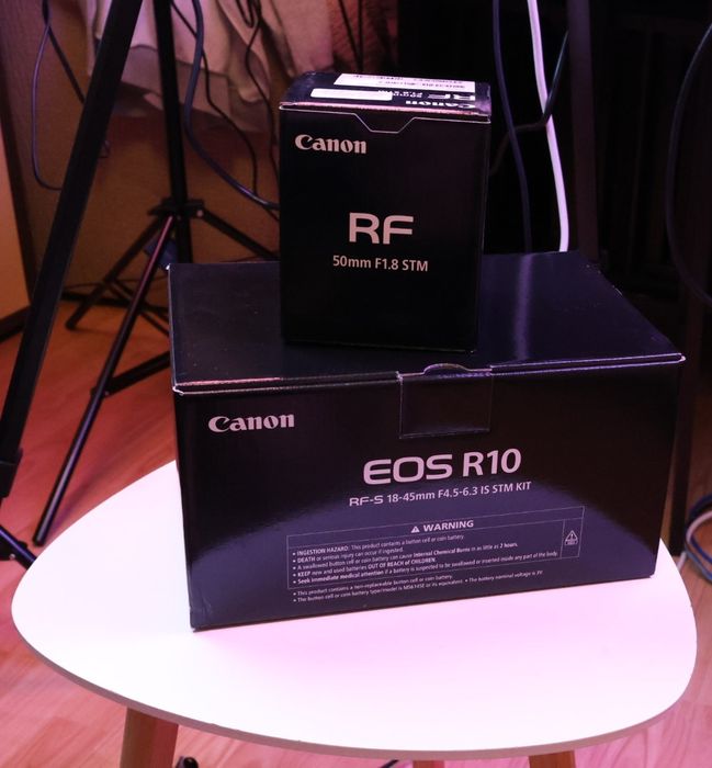 Aparat foto/ video Canon EOS R10