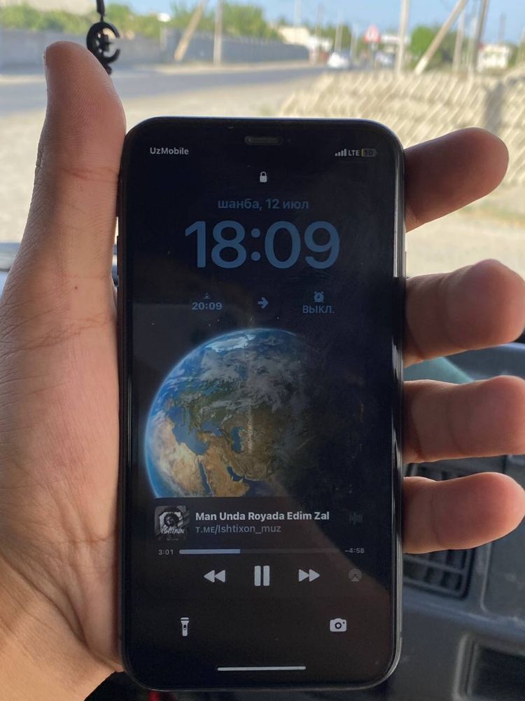 Iphone 11  64 GB