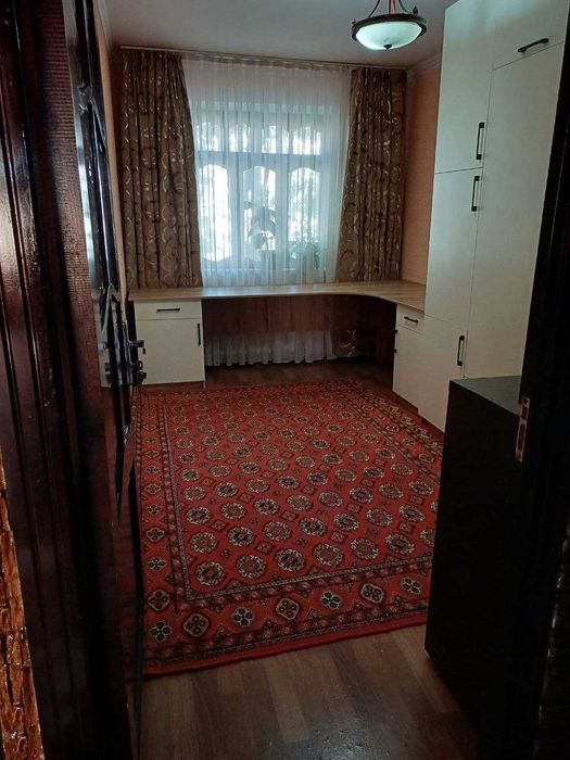 Продаётся 3х-комнатная квартира.