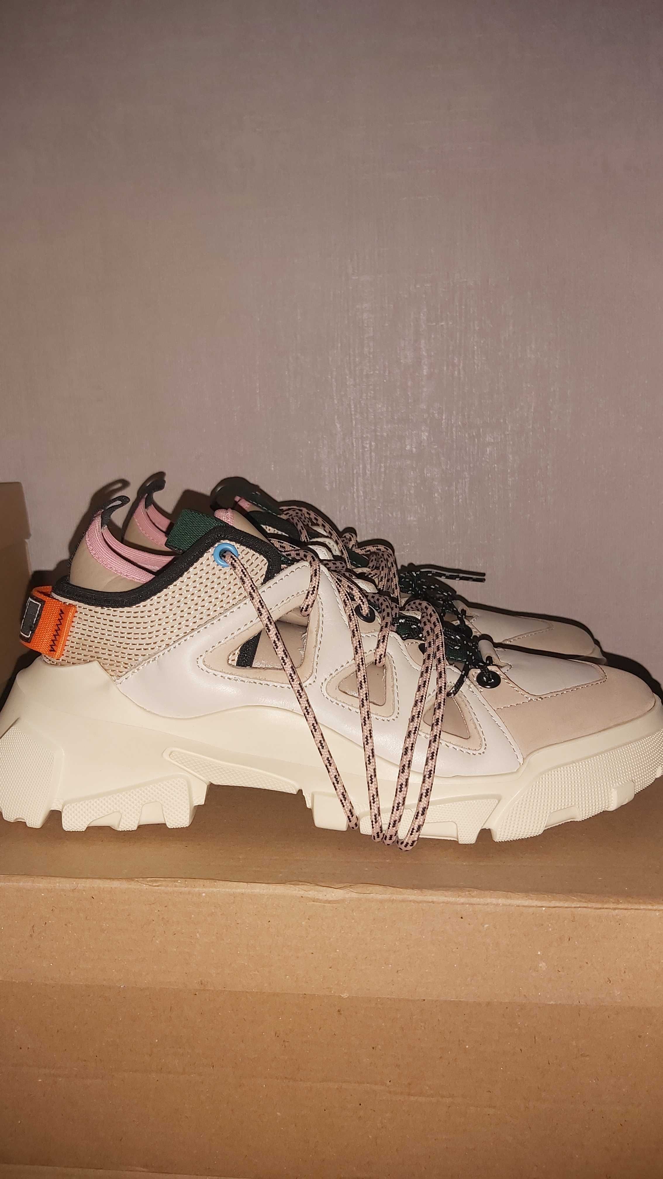 MCQ Alexander McQueen Orbyt - Номер 37