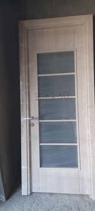 Eshik bir dona zal uchun razmer->230x90