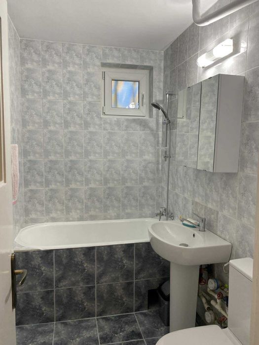 Vanzare apartament 2 camere Calea Bucuresti