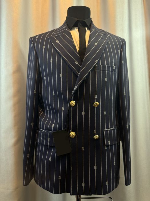 Costum elegant Balmain