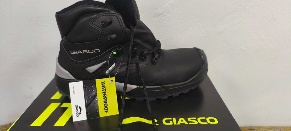 Италиански черни, естествена кожа работни обувки GIASCO Triglav S7S