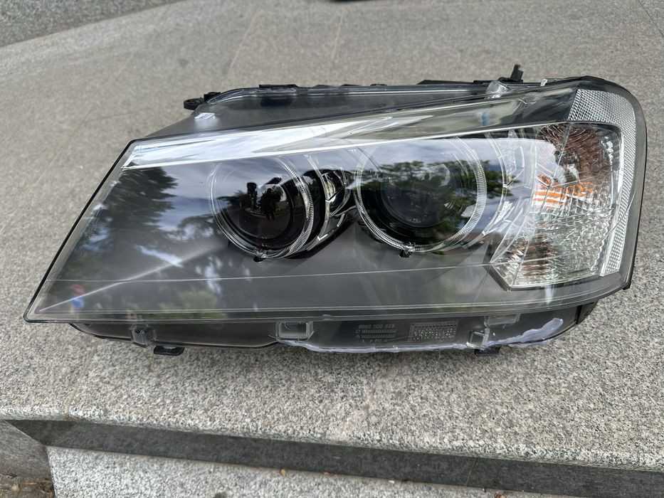 Фар за BMW X3 F25