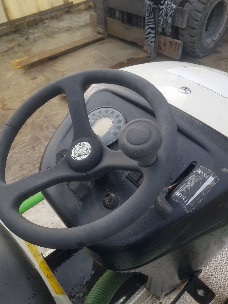 etesia 25 an 2009 diesel