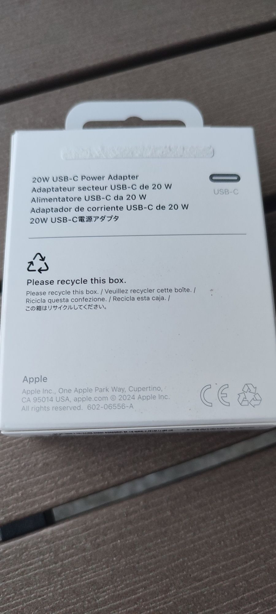 Зарядно устройство Apple USB-C Power Adapter