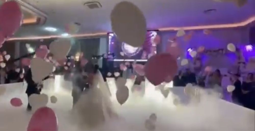 Baloane Explozive,Artificii reci pentru dansul mirilor ,fara fum