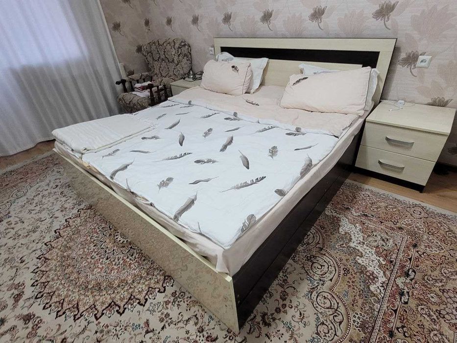 Спальная мебель в хорошем состоянии