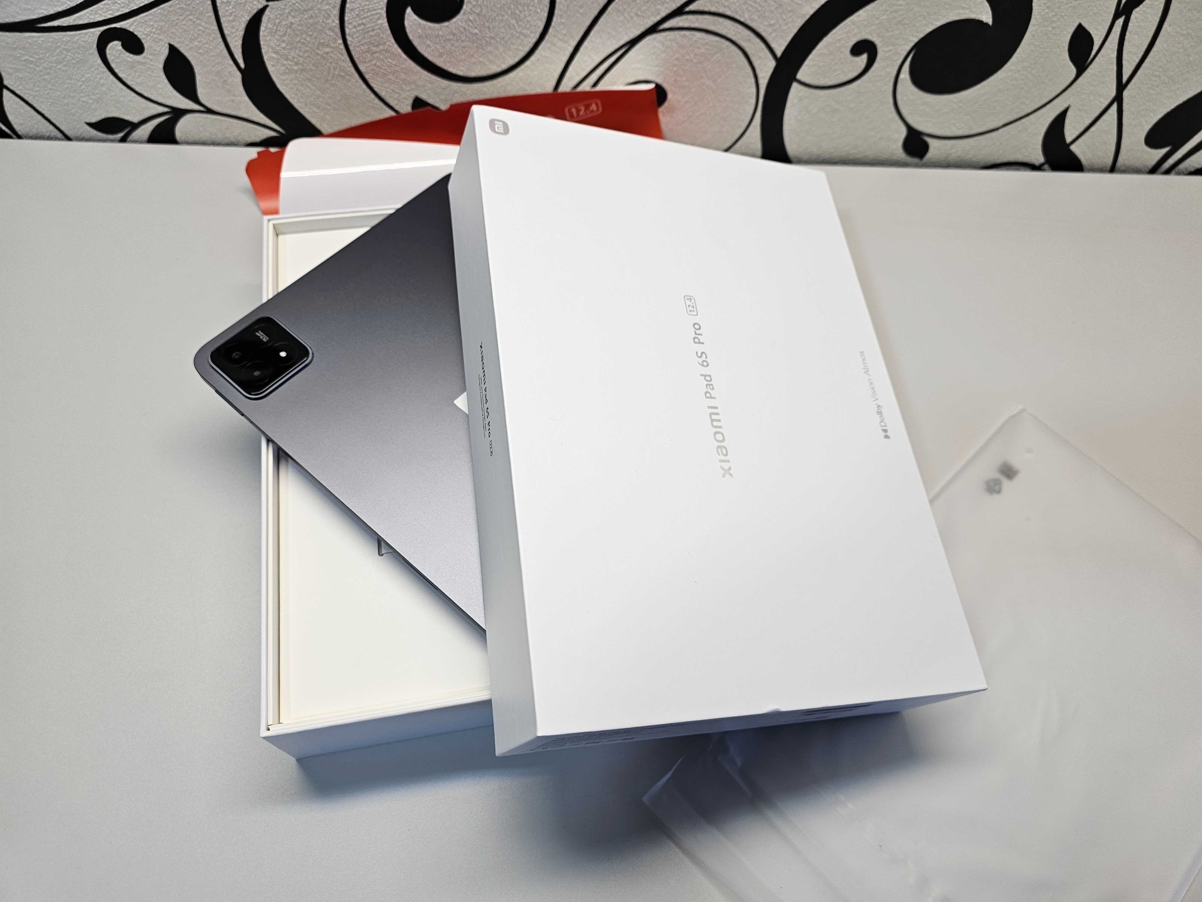 ПРОДАМ Xiaomi Pad 6S PRO 14.2 (256GB/8GB) Планшет. Практический НОВОЕ.