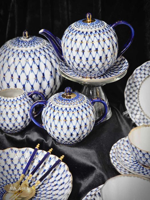 Lomonosov Russian Imperial Porcelain "Cobalt Net"