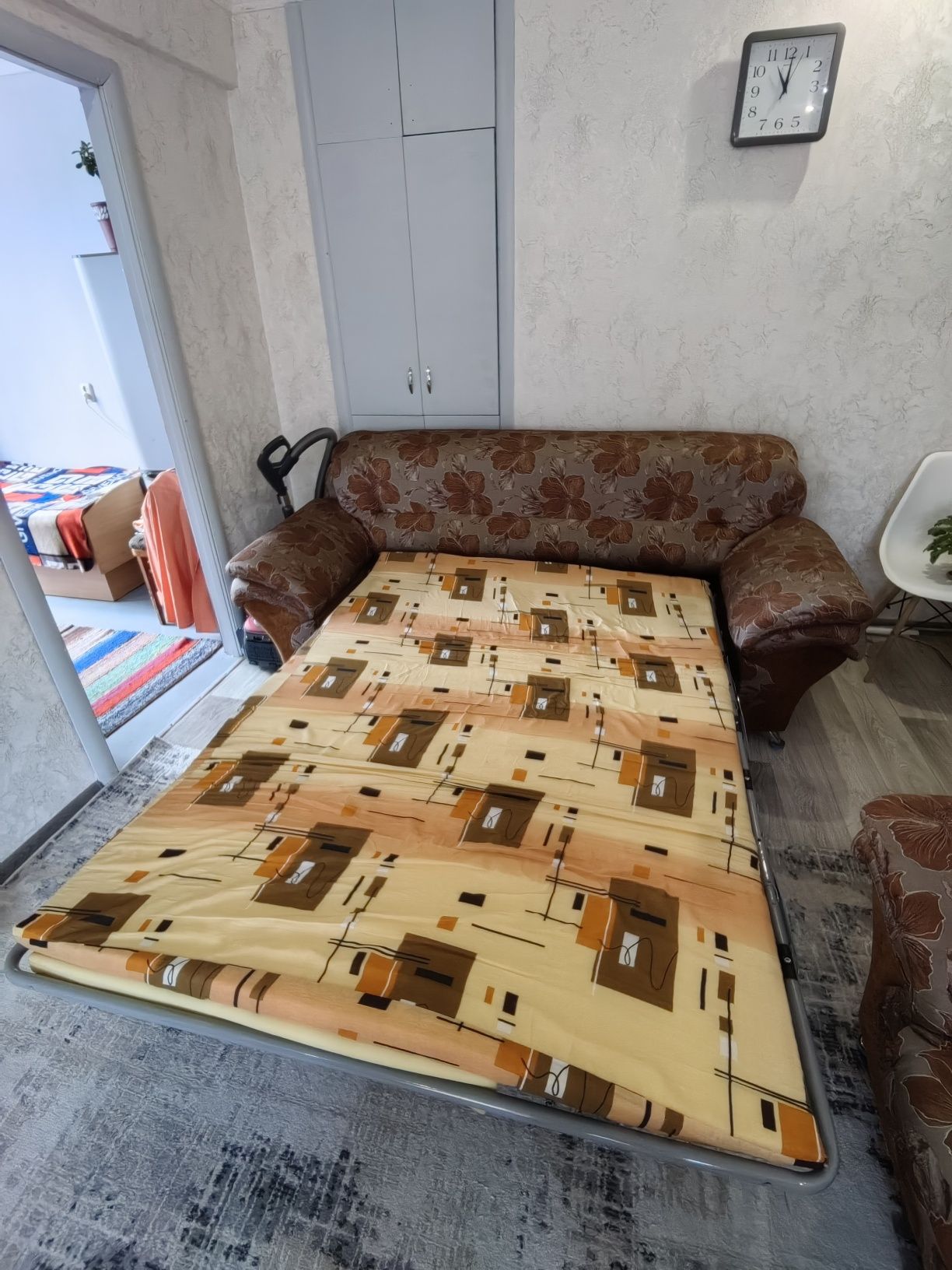 продам диван "тройка"
