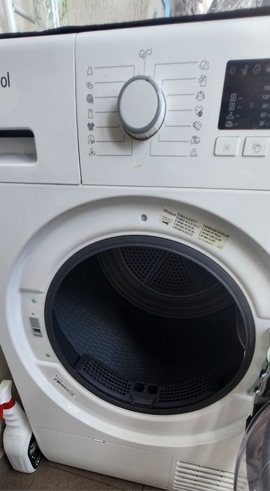 Uscator rufe Whirlpool 8kg 15 programe transport gratuit