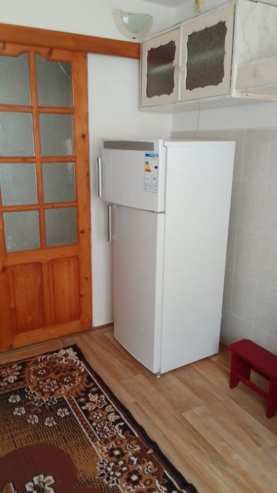 Închiriez apartament 2 camere decomandate