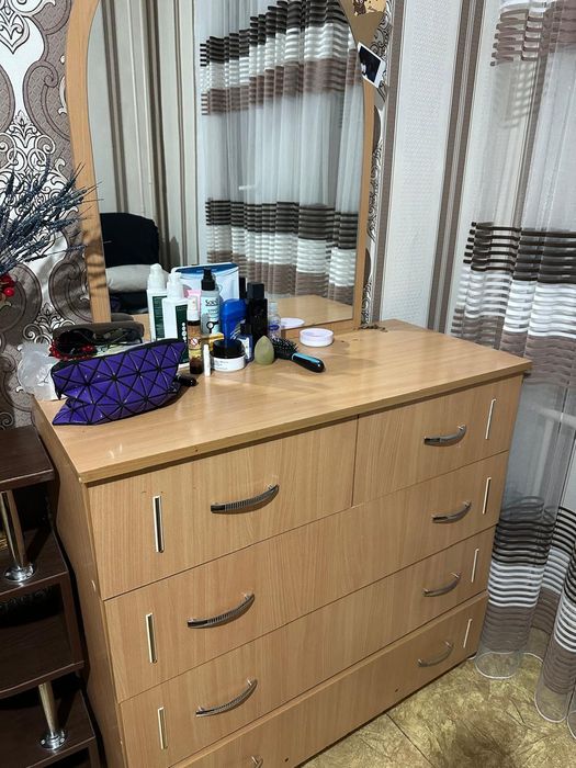 Спальный гарнитур