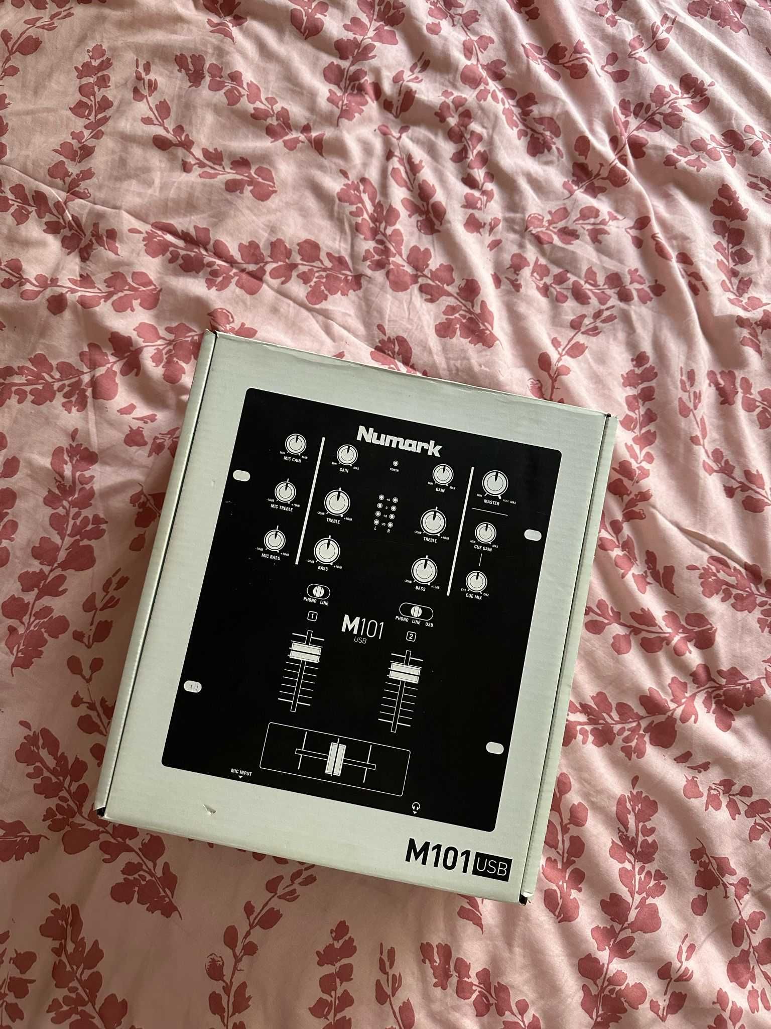 Numark M101 USB Black - Mixer de Sunet